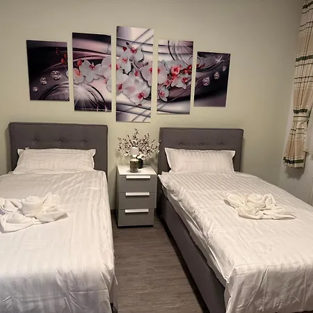 아파트 Kaethe-kollwitz Strasse 54, F1 *