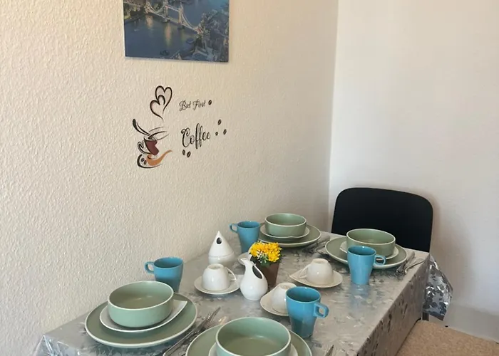 Kaethe-kollwitz Strasse 54, F1 Apartment *